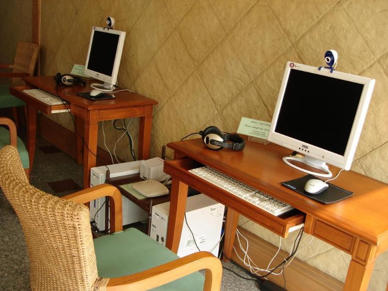 Dhevaraj Hotel Нан Екстериор снимка