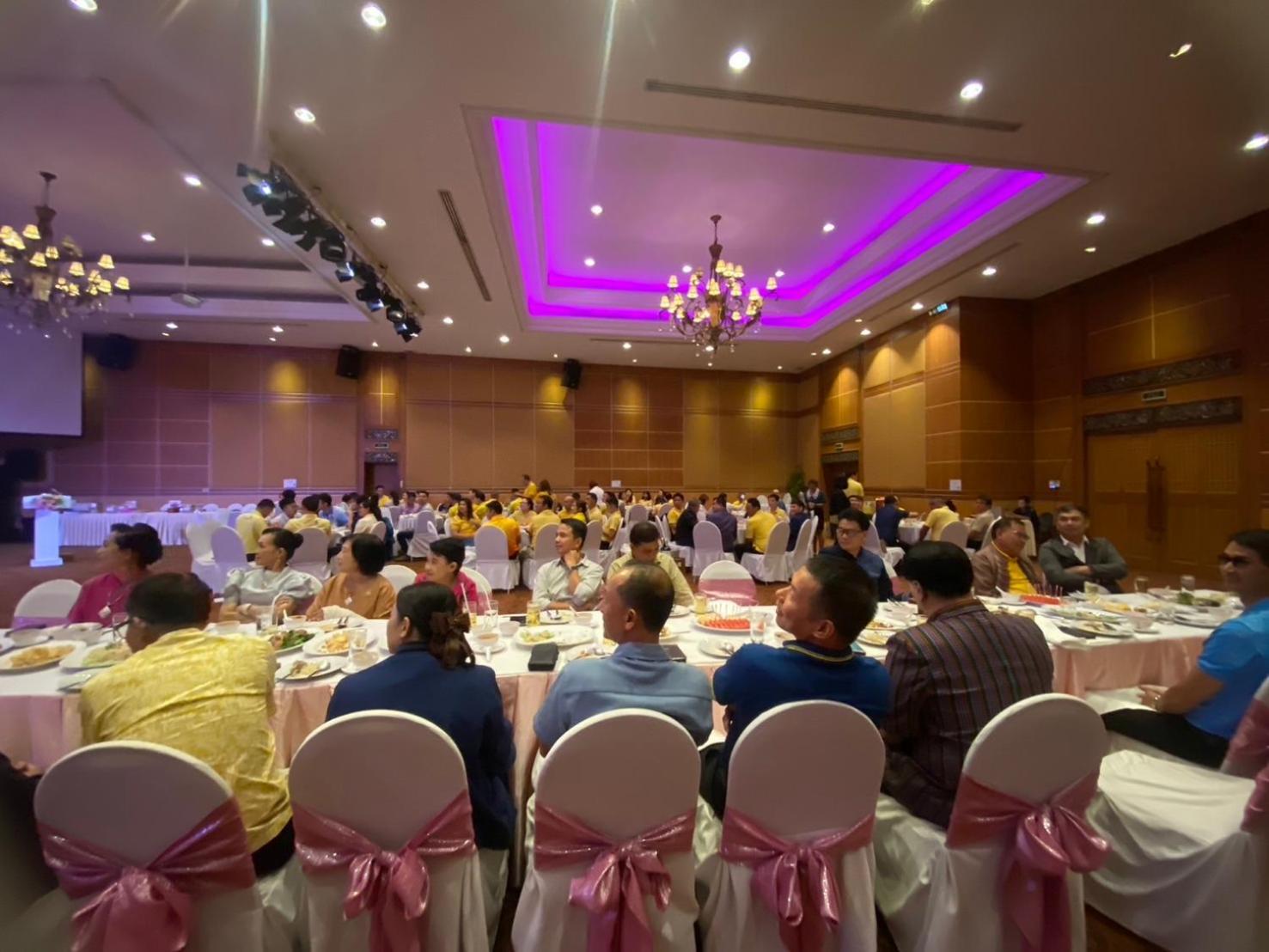 Dhevaraj Hotel Нан Екстериор снимка